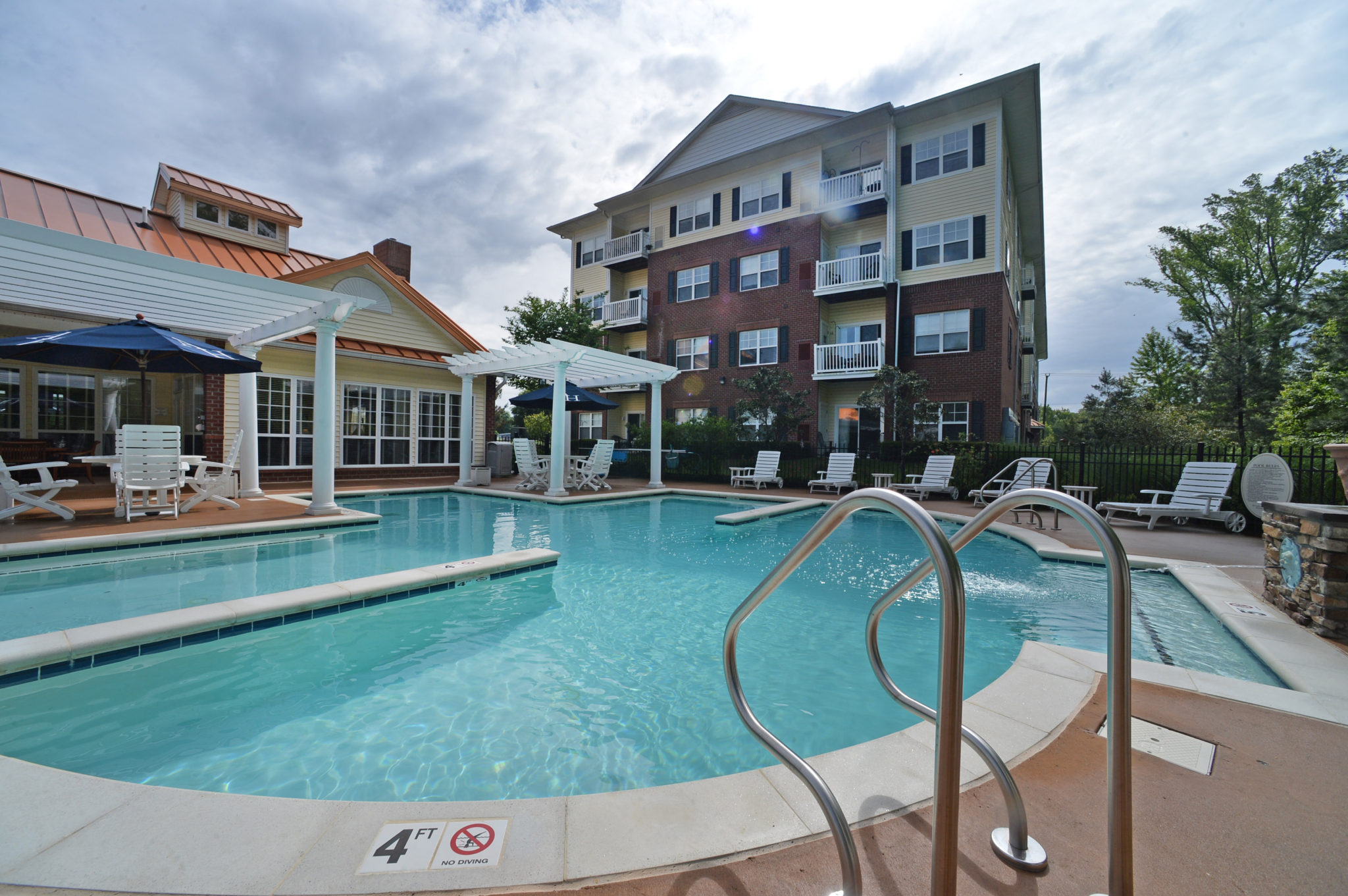 Alexander Heights Senior Apartments 2704 Salem Church Rd